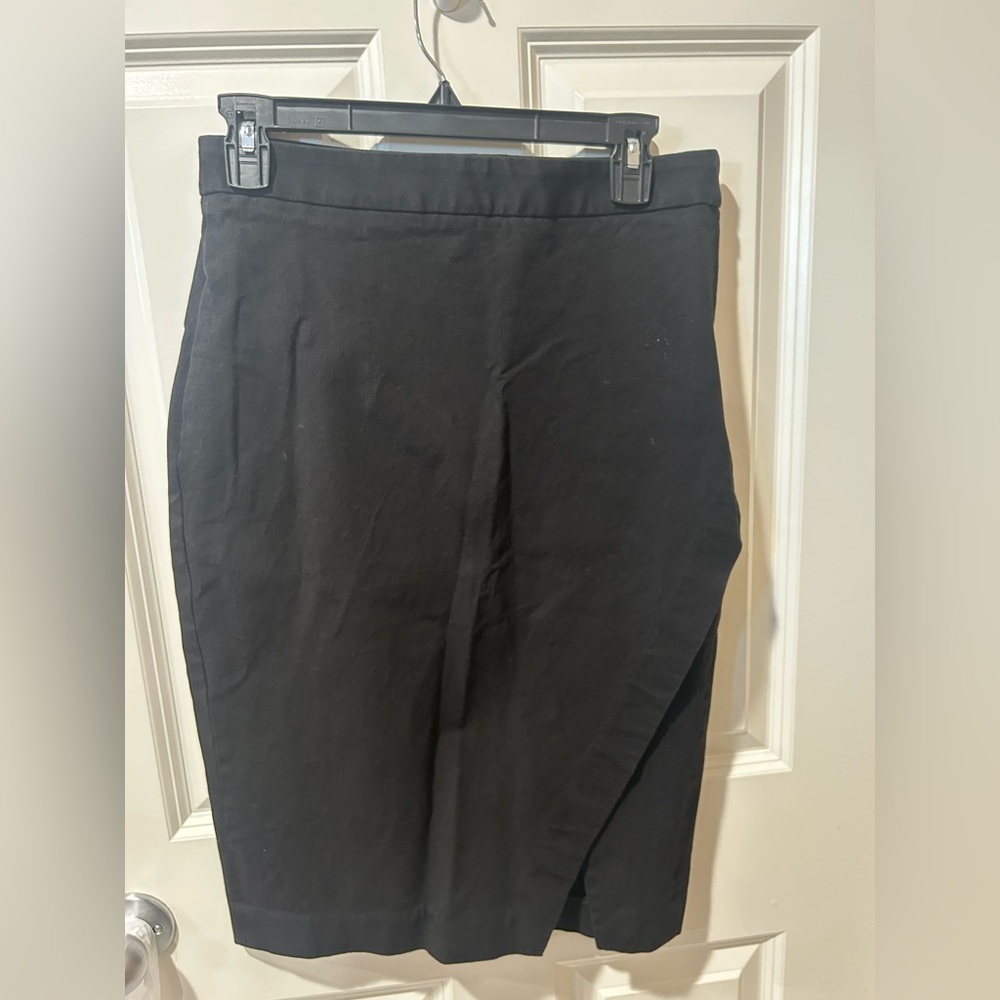 Banana Republic Classic Black Pencil Skirt size 4